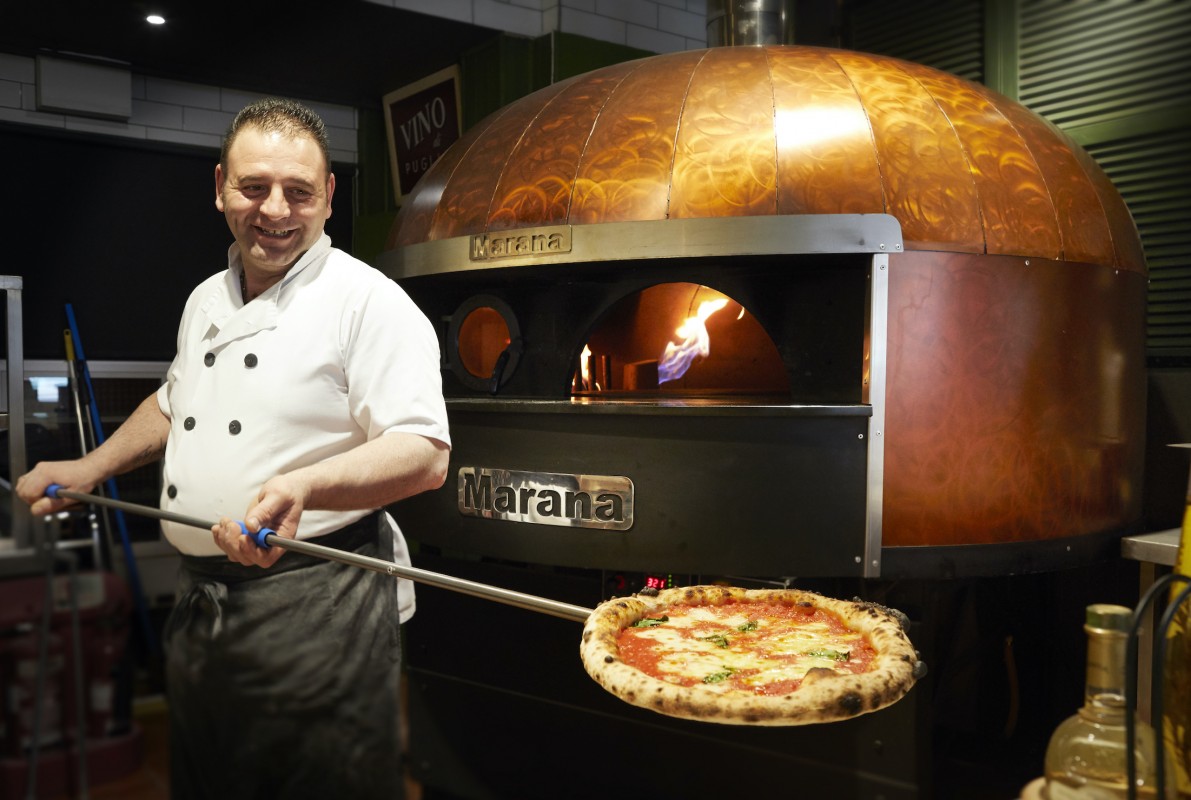 Forni a legna per pizza napoletana - Marana Forni